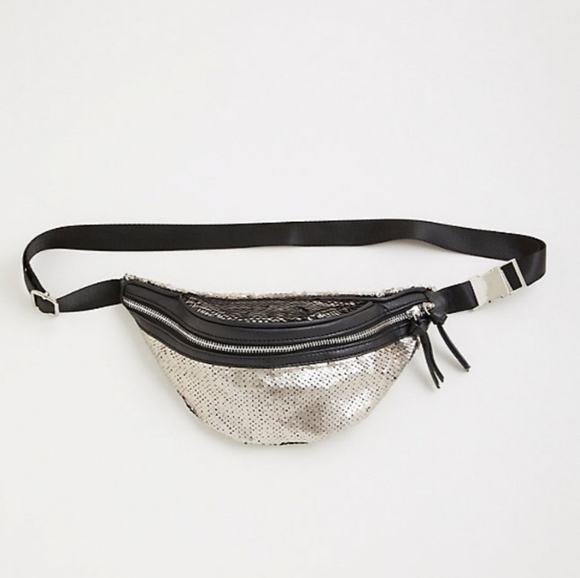 torrid fanny pack